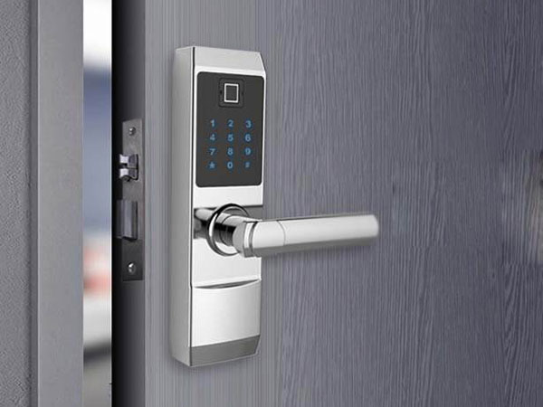 宏伟24小时上门开锁公司