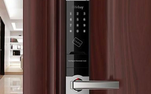 宏伟24小时上门开锁公司