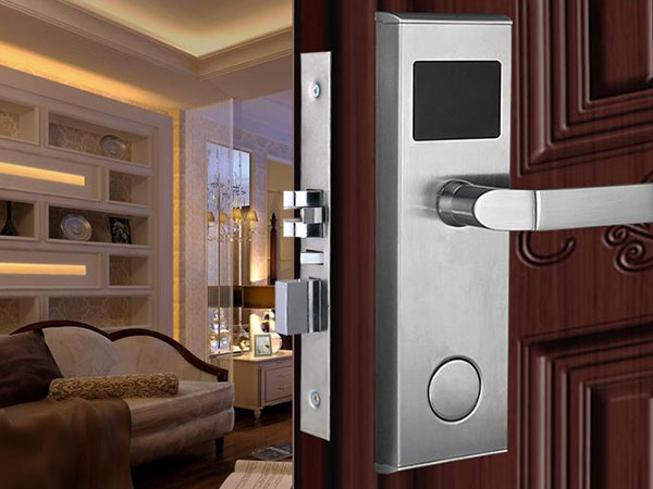 宏伟24小时上门开锁公司