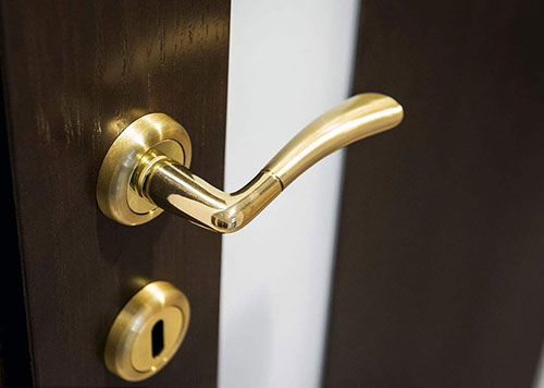 宏伟24小时上门开锁公司