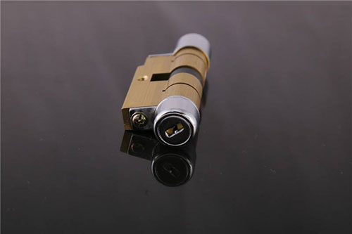 宏伟24小时上门开锁公司